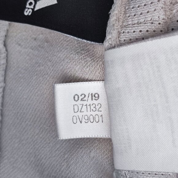 Adidas athletic / active wear short off-white men's size S - Picture 7 of 13